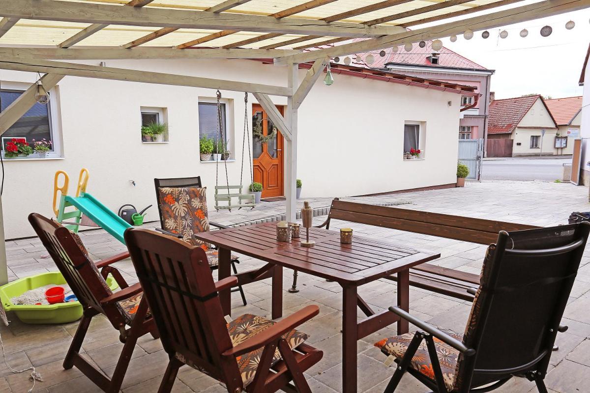 Husovka No135 Libice nad Cidlinou Exterior foto